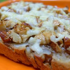 A picture of Maple Cheese and Nuts on Toast.