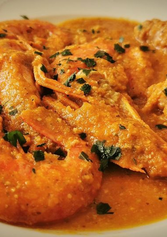 Una foto de Suquet de Salchichas con Gambas