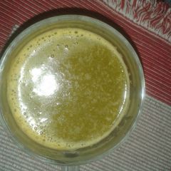 A picture of nutritious spinach soup.