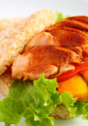 A picture of Easy Teriyaki Chicken and Vegetable Rice Burger.