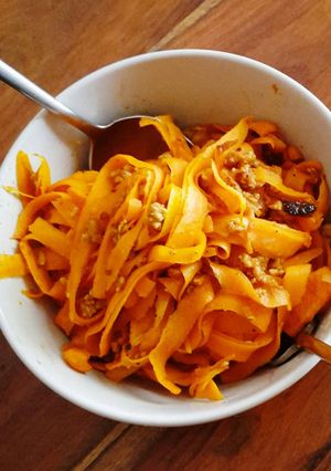A picture of Healthy carrot / zucchini "pasta".