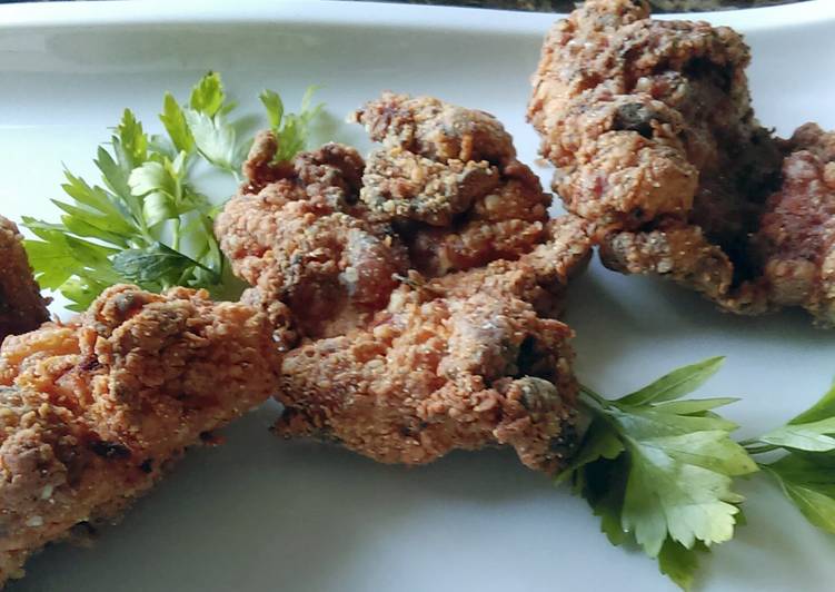 Recipe of Tasty Super Juicy Super Crispy Fried Chicken Thighs