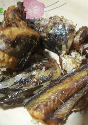 A picture of Fried fish.