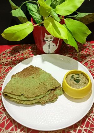 A picture of Green Moong Dosa.