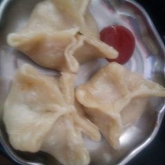 A picture of Steamed veg momos.