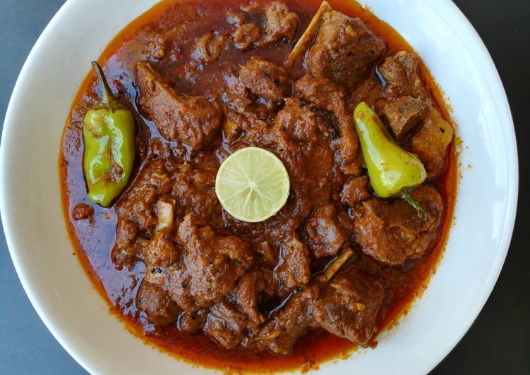 How to Prepare Quick Achar Gosht