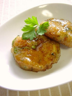 A picture of Sweet & Salty Lotus Root Cheese Patties.