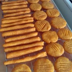 A picture of Vickys Cheese Straws, GF DF EF SF NF.