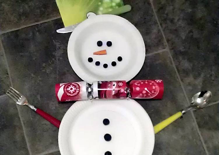 Recipe: Perfect Childrens Snowman Place Setting for Christmas!
