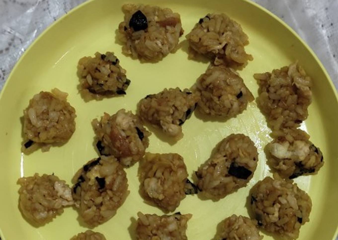Fried rice ball