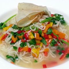 A picture of Chicken Instant Noodle Soup.