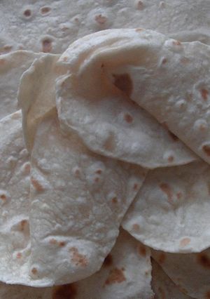 Фото Вкусный тонкий лаваш без дрожжей - очень простой рецепт.