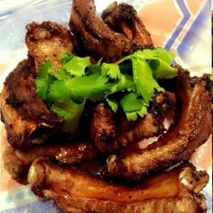 A picture of Deep fry spears ribs.