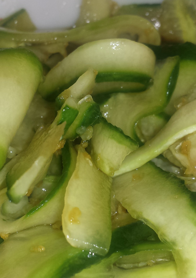 A picture of Japanese Cucumber Salad.