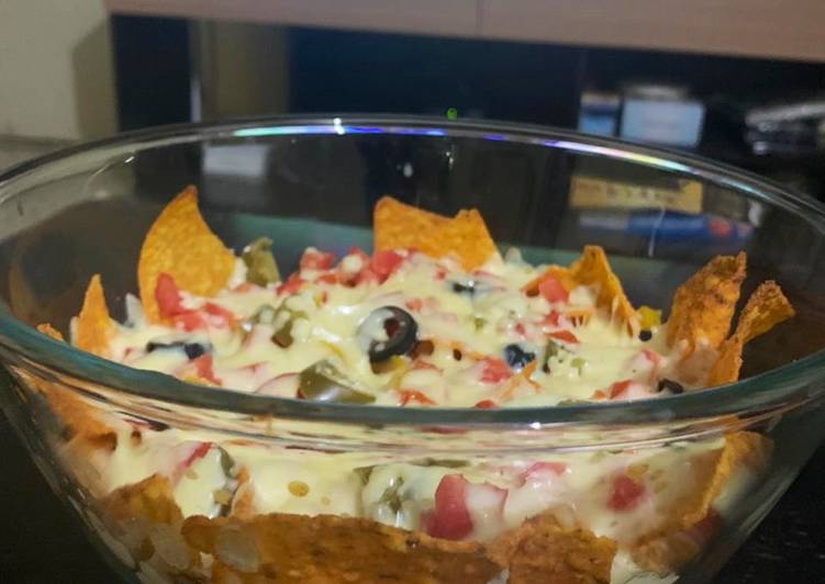 Easiest Way to Make Super Quick Homemade Cheesy nachos bowl