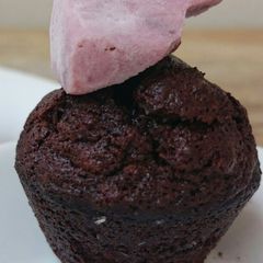 A picture of Mini Brownies Top Ice Cream.