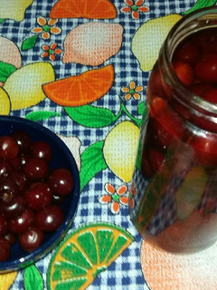 عکسی از دستور ترشی آلبالو