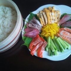 A picture of Hand-Rolled Sushi.