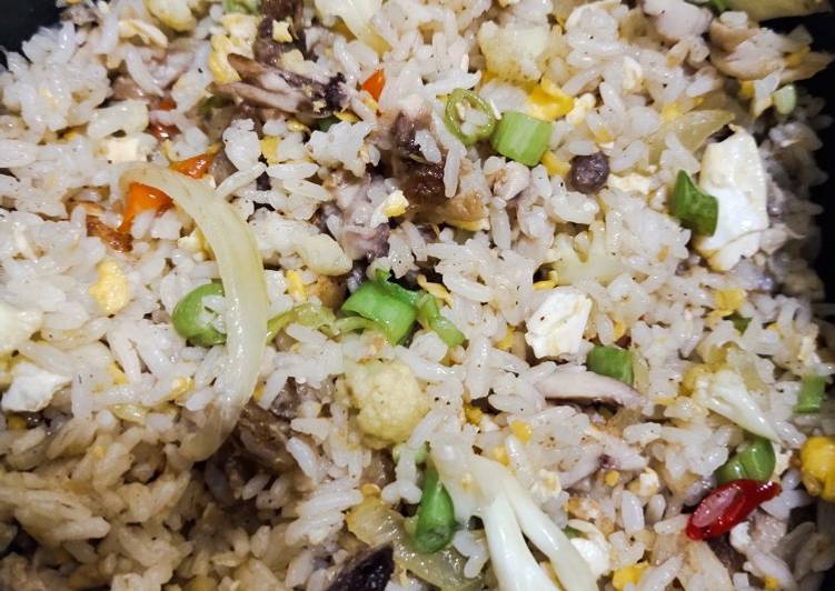 Cara Gampang Menyiapkan Nasi Goreng Putih yang Bikin Ngiler