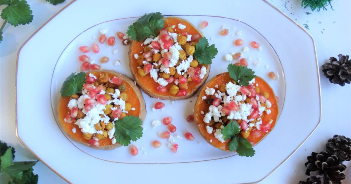 Calabaza asada con garbanzos crujientes, queso feta y ...