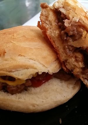 A picture of Homade Cheesy Meat Sandwhiches.