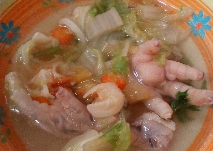 Sop sayur dan ceker seger