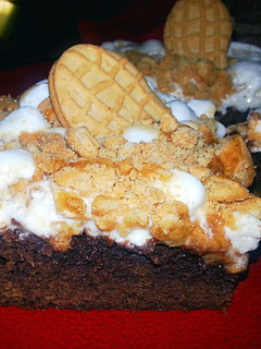 A picture of Chocolate Mallow Nutter Butter Bars.