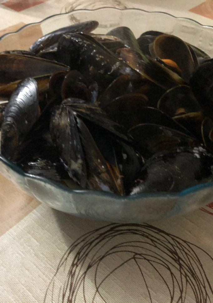 Una foto de Mejillones al vapor