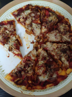 வெஜ் பிஸ்சா (vegetable pizza) செய்முறை முக்கிய புகைப்படம்