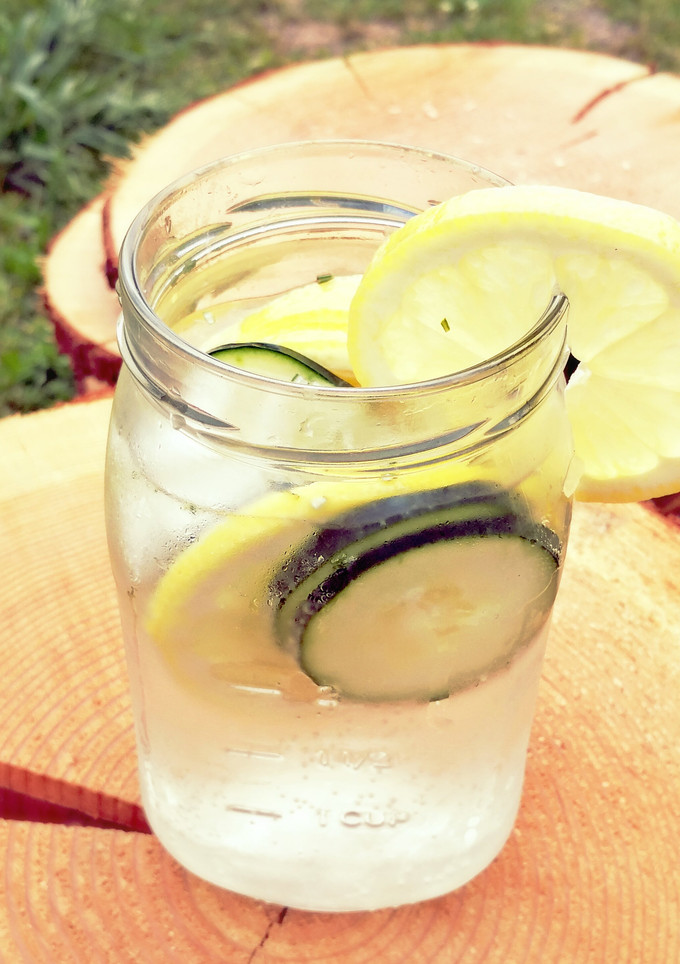 A picture of Cucumber Spritzer.