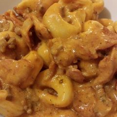 A picture of Elisa's Bacon and Meat Cheese Tortellini.