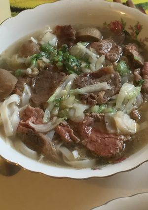 Hình của món Phở bò viên xứ người.