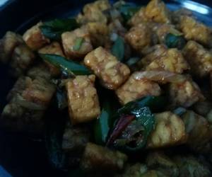 Resep mudah Oseng tempe cabe hijau Lezat Mantap