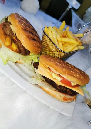 صورة لوصفة همبرغر باللحمة 🍔🌸