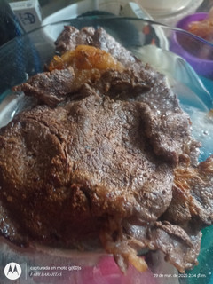 Una foto de Bisteces de res con papas