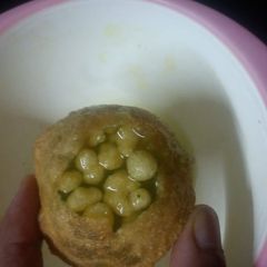 Pani puri A picture of Pani puri.