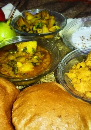 नवरात्रि थाली (navratri thali recipe in Hindi) रेसिपी मुख्य फोटो