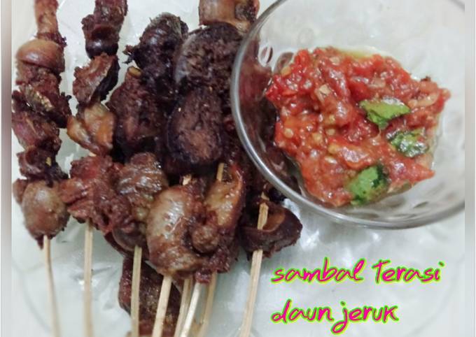 Cara Membuat 41.Sate ati ampela + sambal terasi daun jeruk Wajib Dicoba