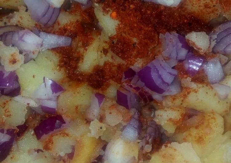 Steps to Prepare Super Quick Homemade Spicy potatoes #festivedishcontestmombasa #Arabiccontest