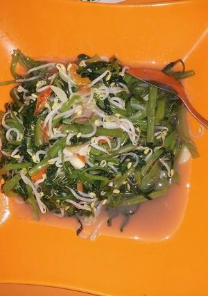 Foto resep Kamis (kangkung tumis)