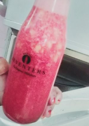 A picture of Tropical fruits cocktail.
