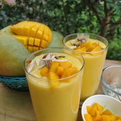 A picture of Mango lassi.