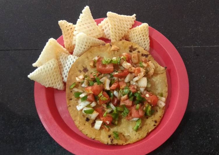 Recipe of Quick Khakhra bite