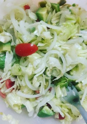 Una foto de Ensalada de palta