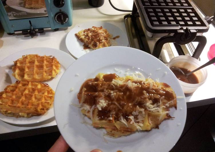 Recipe of Homemade Potato Waffle Poutine