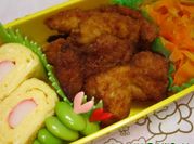 A picture of chicken yakisoba