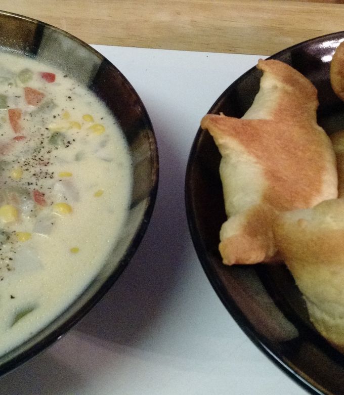 A picture of Tortellini Chowder.