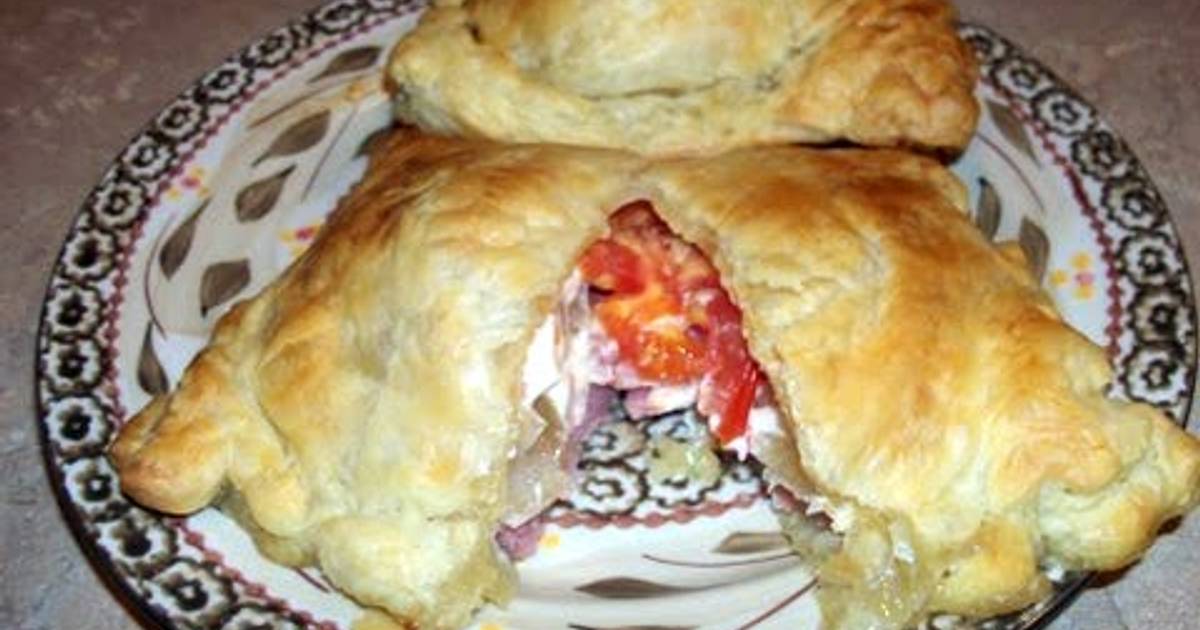 Ham and cheese turnovers Recipe by Taylor Topp Comacho Cookpad
