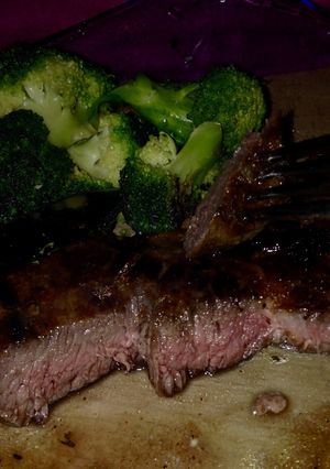 A picture of Easy Barbecue Steak And Broccoli.