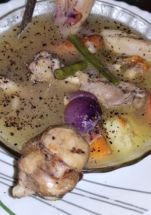 চিকেন স্যুপ (Chicken Soup Recipe in Bengali) রেসিপির প্রধান ছবি
